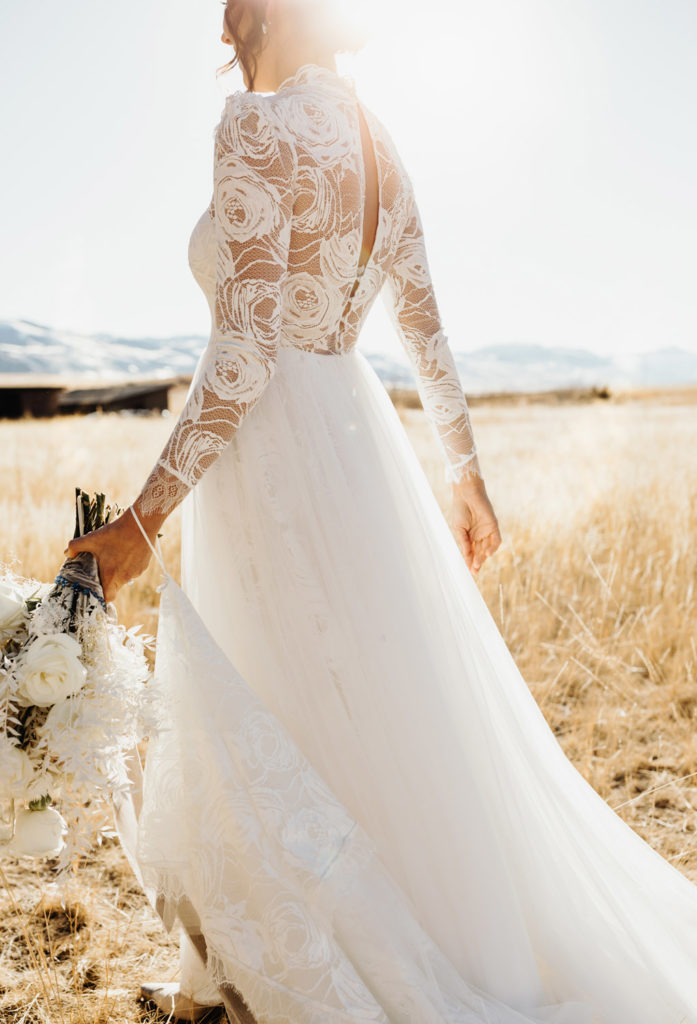 lace wedding dress goals